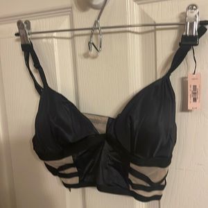 (NWOT) Victoria’s Secret Bralette  size Small